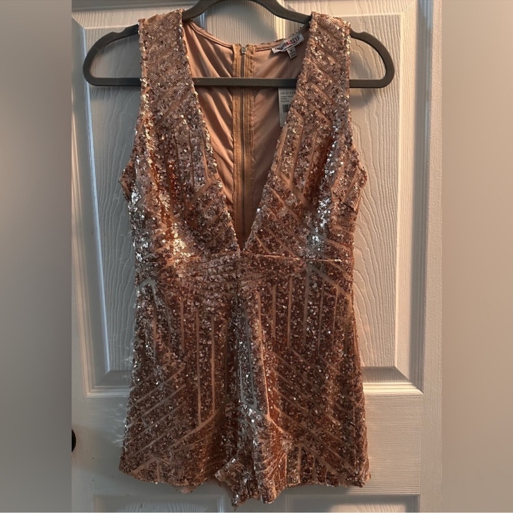 🆕 Fashion Nova Good Sequin Romper Medium